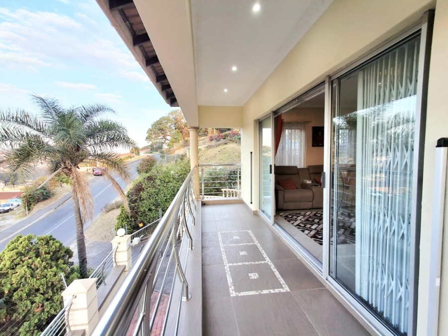 3 Bedroom Property for Sale in Silverglen KwaZulu-Natal