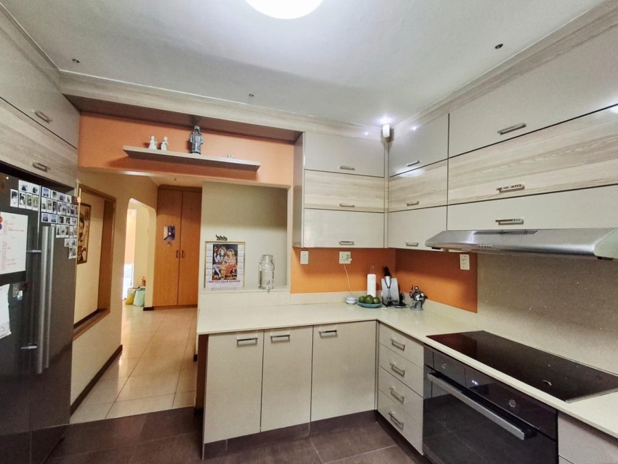 3 Bedroom Property for Sale in Silverglen KwaZulu-Natal