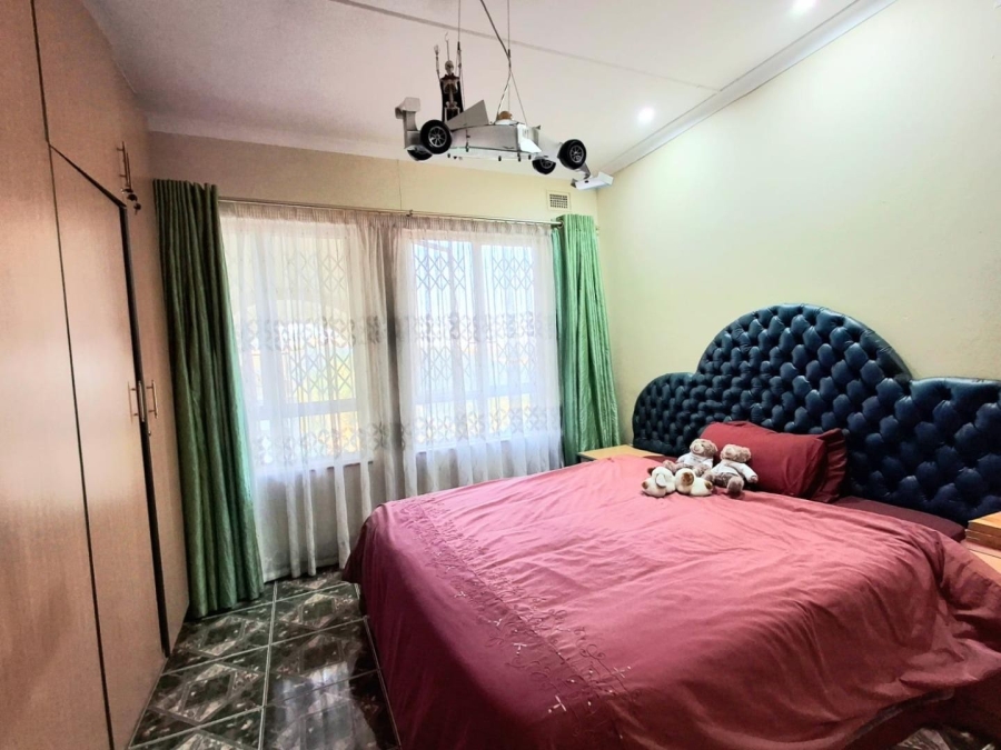 3 Bedroom Property for Sale in Silverglen KwaZulu-Natal