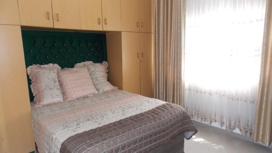 4 Bedroom Property for Sale in Westcliff KwaZulu-Natal