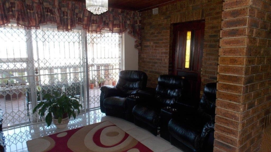 4 Bedroom Property for Sale in Westcliff KwaZulu-Natal