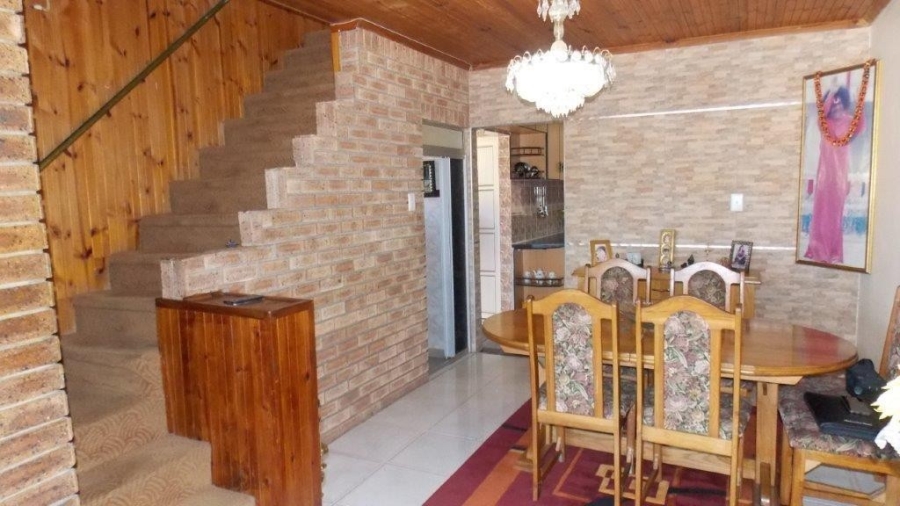 4 Bedroom Property for Sale in Westcliff KwaZulu-Natal