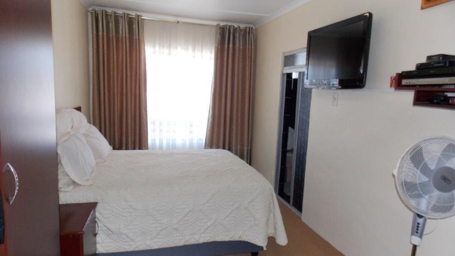 4 Bedroom Property for Sale in Westcliff KwaZulu-Natal