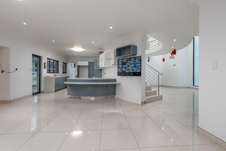 5 Bedroom Property for Sale in Malvern KwaZulu-Natal