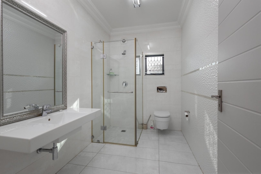 5 Bedroom Property for Sale in Malvern KwaZulu-Natal