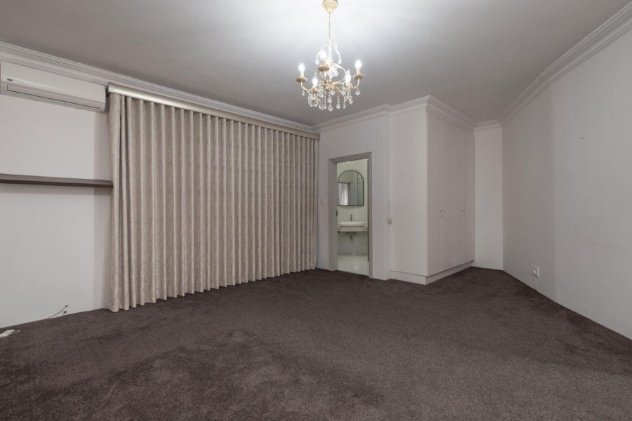 5 Bedroom Property for Sale in Malvern KwaZulu-Natal