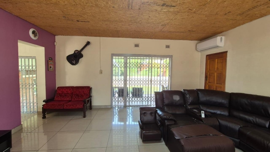 4 Bedroom Property for Sale in Malvern KwaZulu-Natal