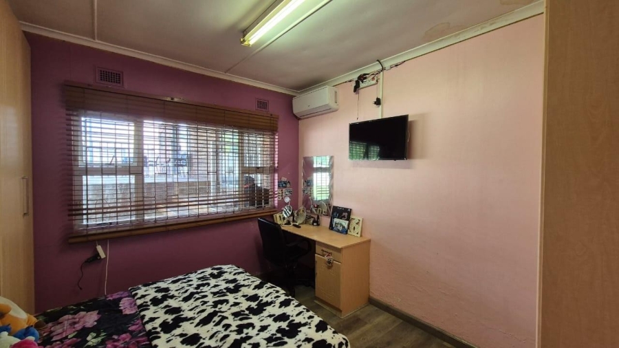 4 Bedroom Property for Sale in Malvern KwaZulu-Natal