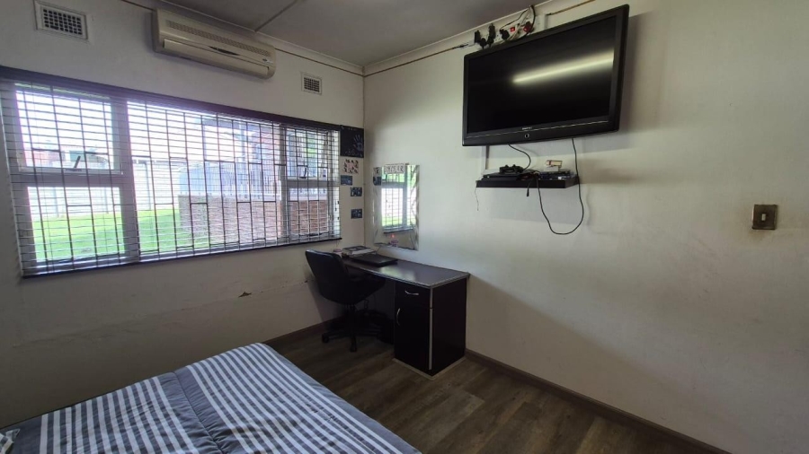 4 Bedroom Property for Sale in Malvern KwaZulu-Natal