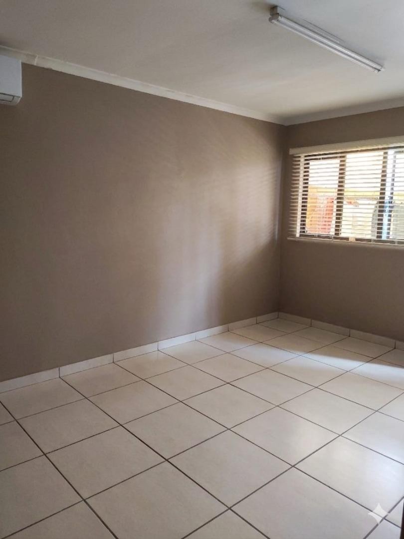 3 Bedroom Property for Sale in Risecliff KwaZulu-Natal