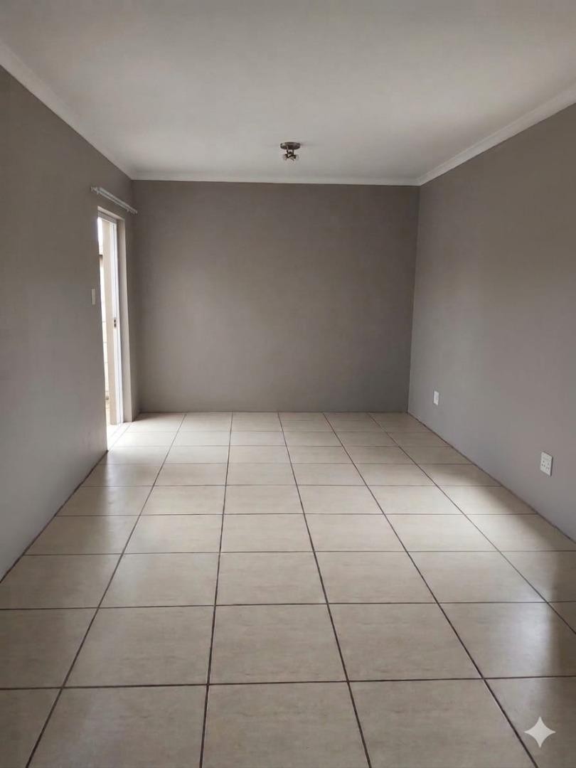 3 Bedroom Property for Sale in Risecliff KwaZulu-Natal