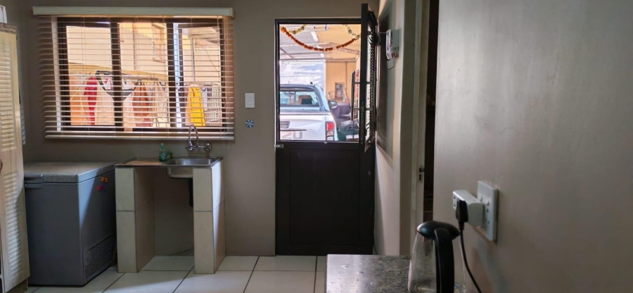 3 Bedroom Property for Sale in Risecliff KwaZulu-Natal