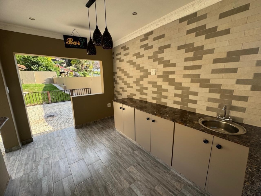 4 Bedroom Property for Sale in Escombe KwaZulu-Natal