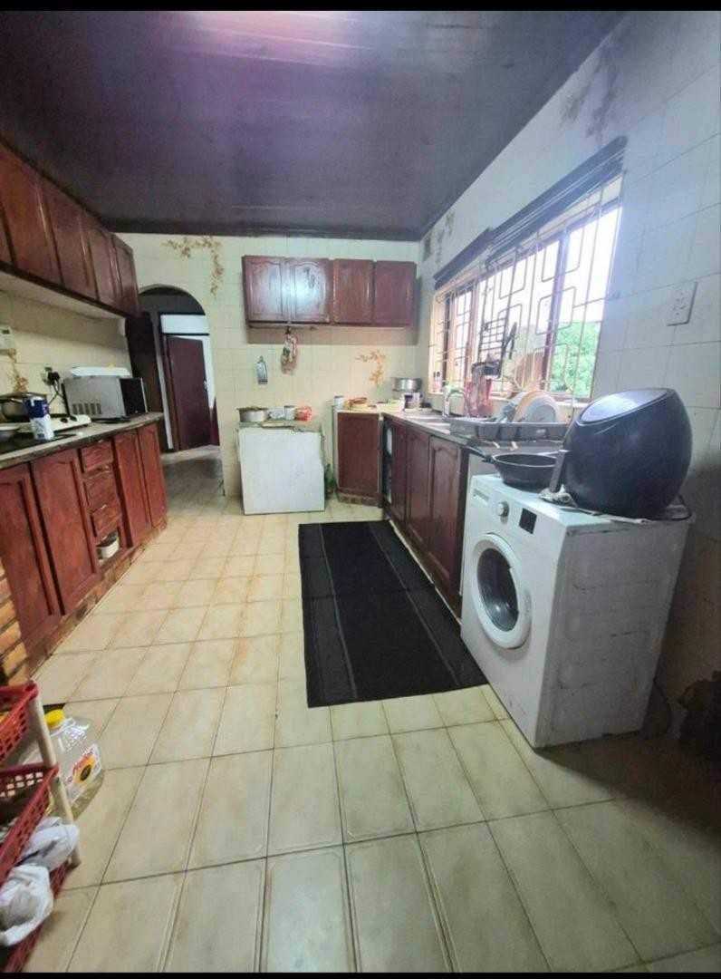 3 Bedroom Property for Sale in Kharwastan KwaZulu-Natal
