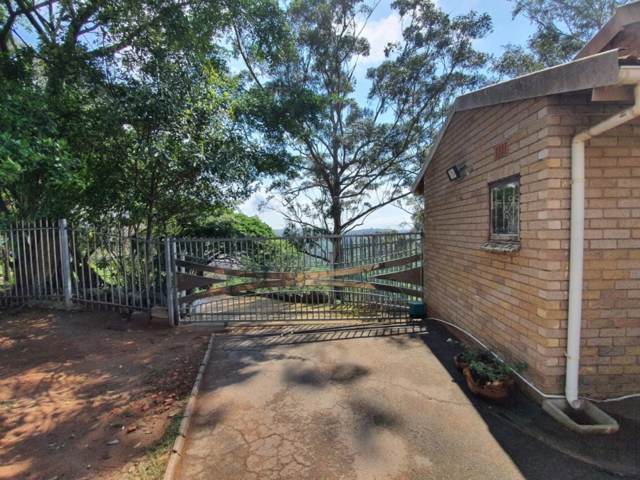 7 Bedroom Property for Sale in Shallcross KwaZulu-Natal