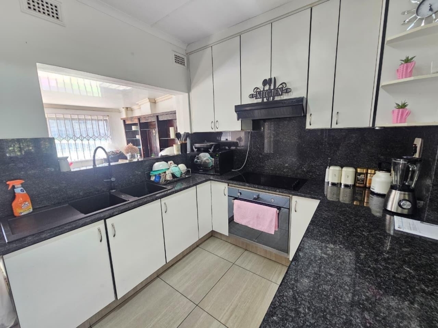 3 Bedroom Property for Sale in Yellowwood Park KwaZulu-Natal