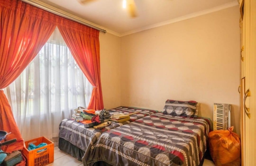 3 Bedroom Property for Sale in Woodhaven KwaZulu-Natal
