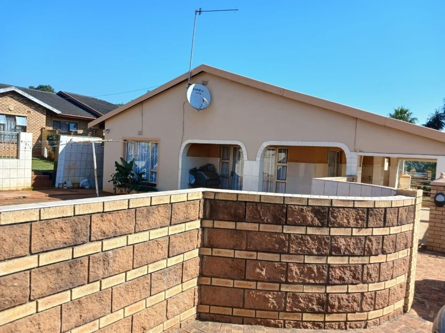 3 Bedroom Property for Sale in Woodhaven KwaZulu-Natal