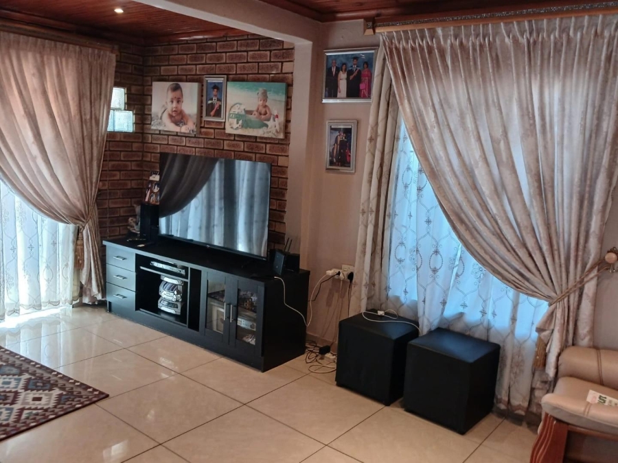 3 Bedroom Property for Sale in Bonela KwaZulu-Natal
