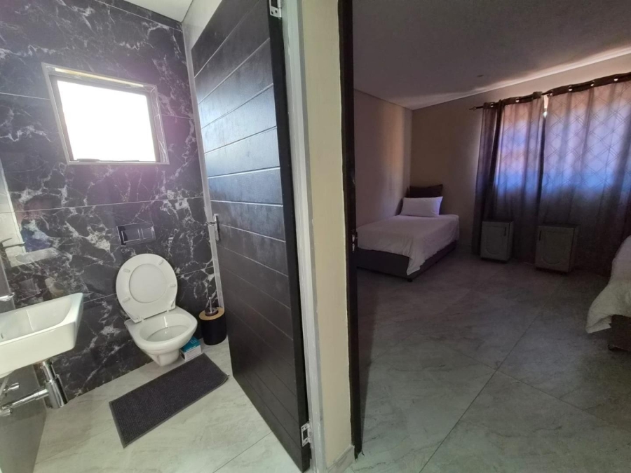 To Let 3 Bedroom Property for Rent in Bluff KwaZulu-Natal