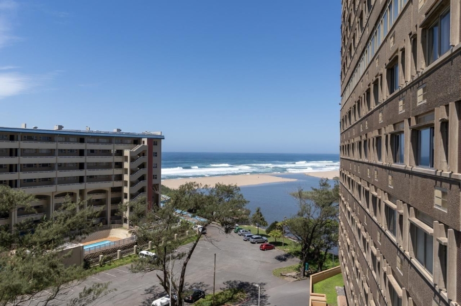 To Let 3 Bedroom Property for Rent in Amanzimtoti KwaZulu-Natal