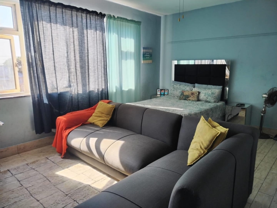 1 Bedroom Property for Sale in Bluff KwaZulu-Natal