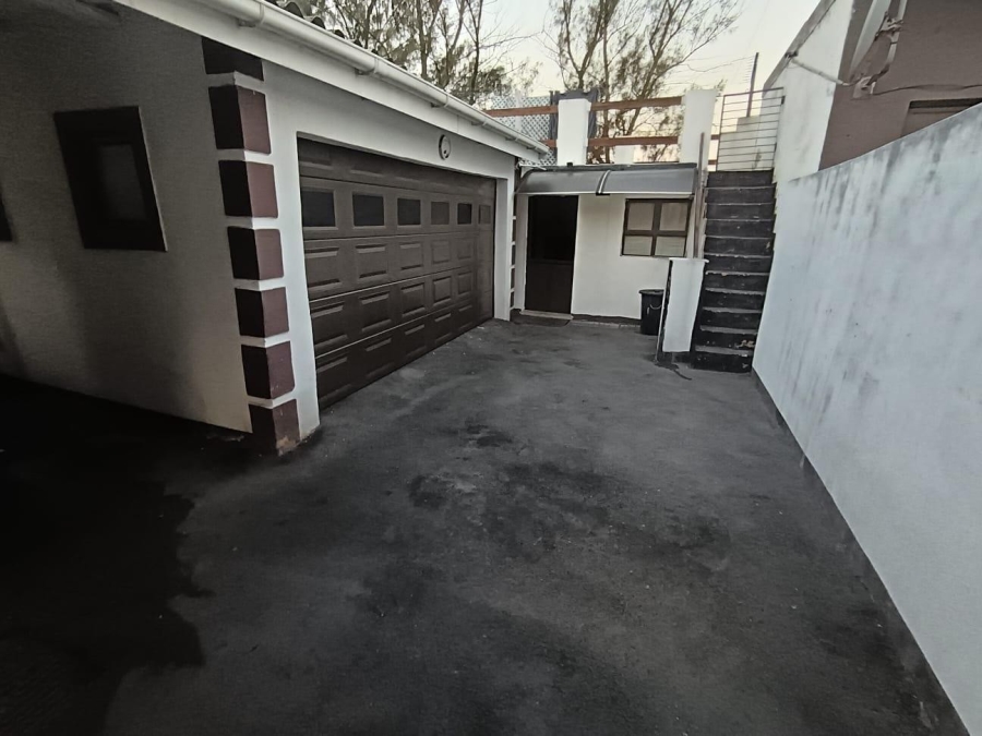 2 Bedroom Property for Sale in Bluff KwaZulu-Natal