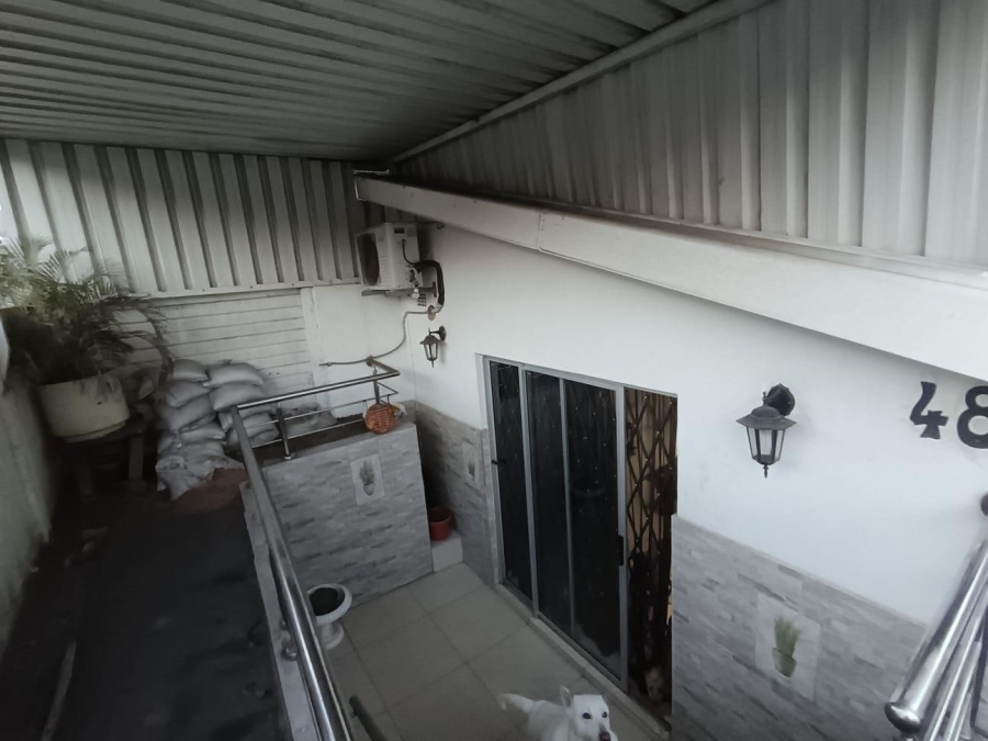 2 Bedroom Property for Sale in Bluff KwaZulu-Natal