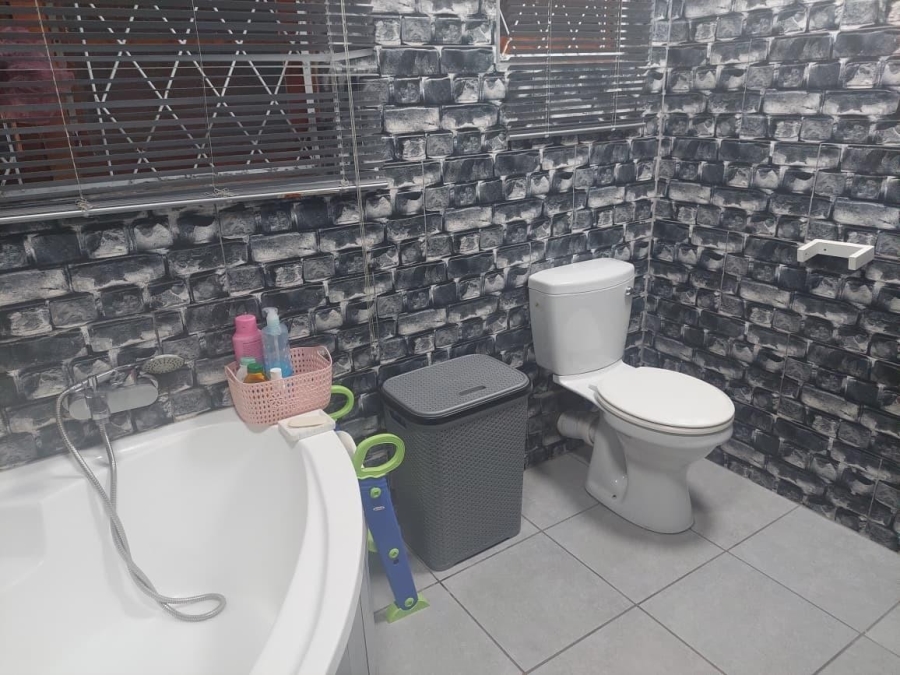 4 Bedroom Property for Sale in Bluff KwaZulu-Natal