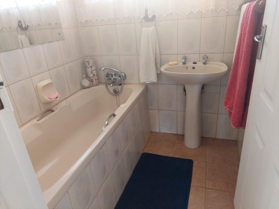 3 Bedroom Property for Sale in Glenmore KwaZulu-Natal
