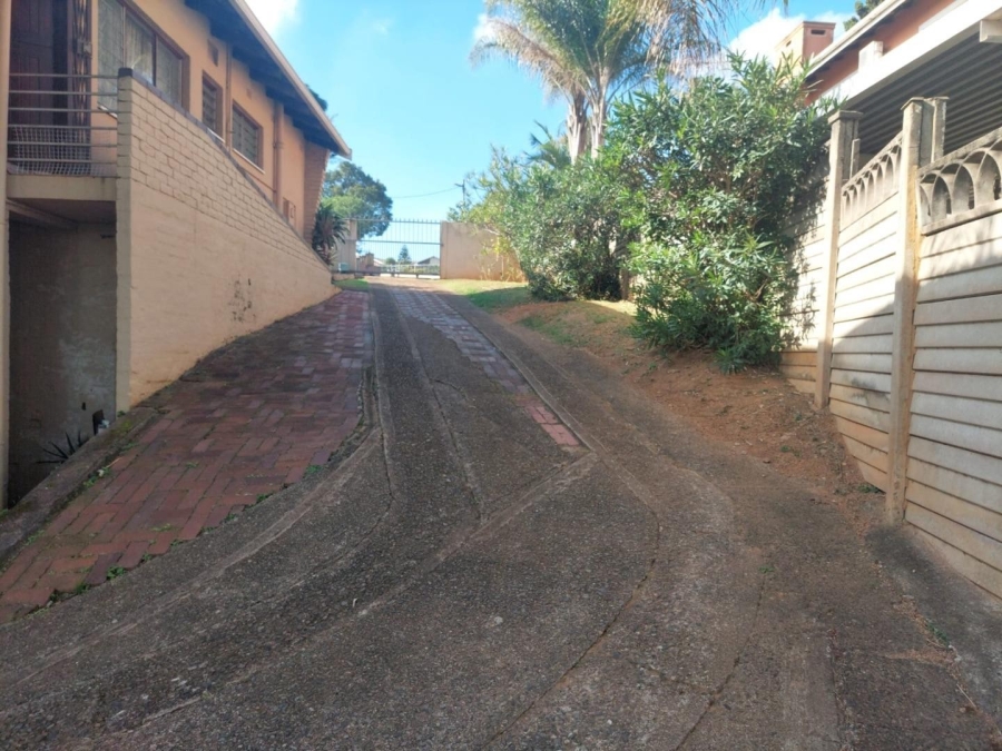 3 Bedroom Property for Sale in Glenmore KwaZulu-Natal