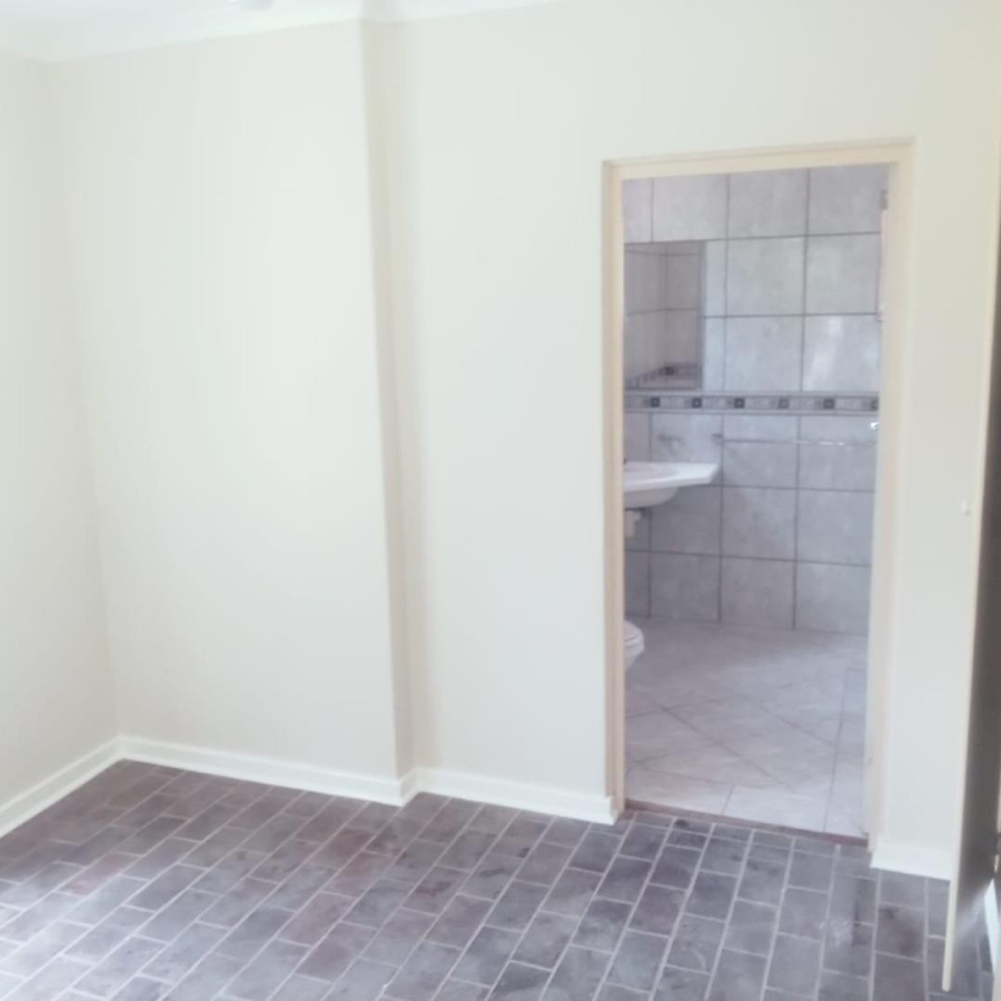 3 Bedroom Property for Sale in Sherwood KwaZulu-Natal