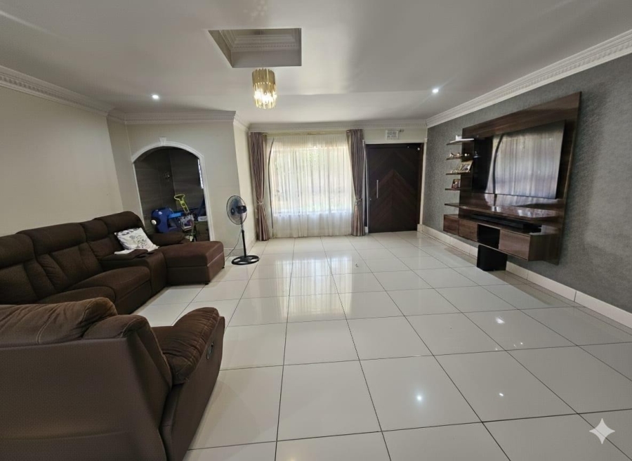 3 Bedroom Property for Sale in Amanzimtoti KwaZulu-Natal