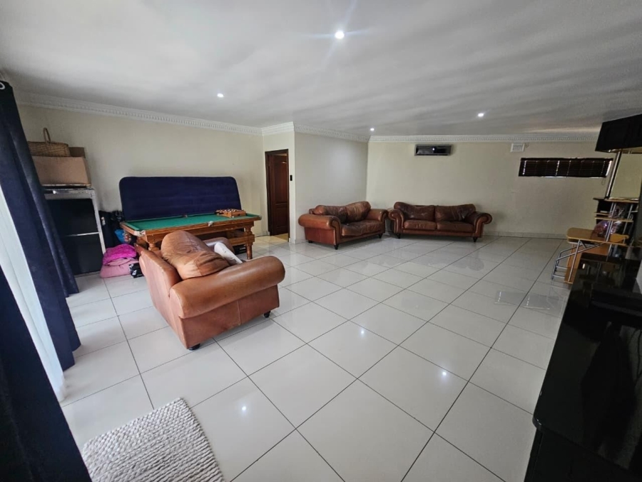 3 Bedroom Property for Sale in Amanzimtoti KwaZulu-Natal