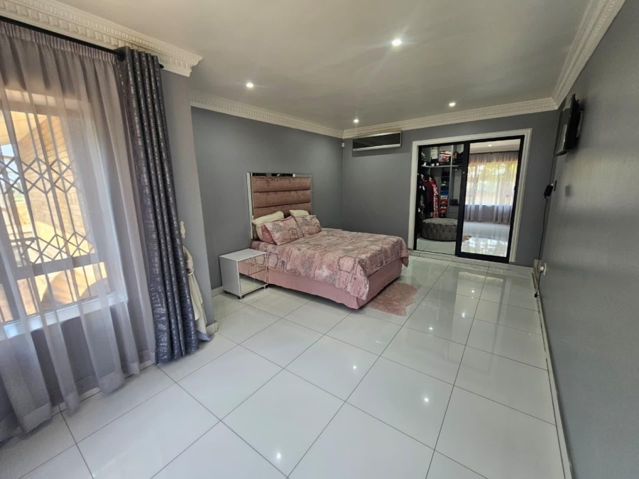3 Bedroom Property for Sale in Amanzimtoti KwaZulu-Natal