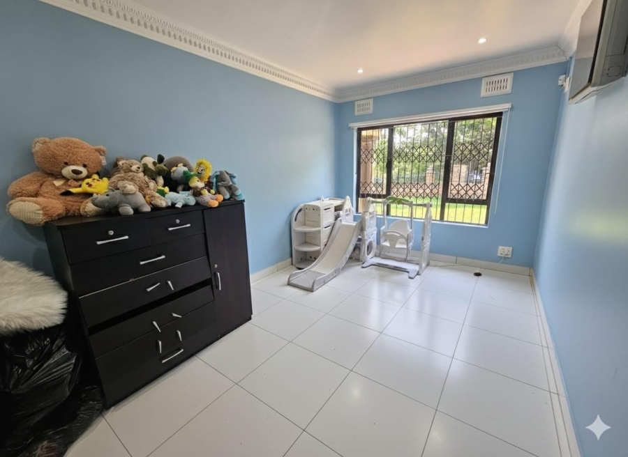 3 Bedroom Property for Sale in Amanzimtoti KwaZulu-Natal