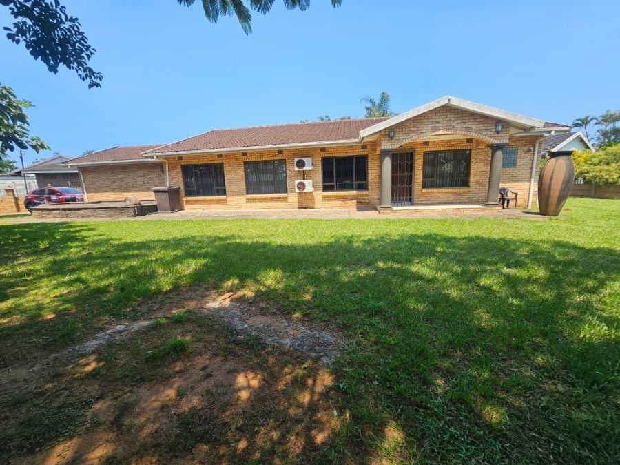 3 Bedroom Property for Sale in Amanzimtoti KwaZulu-Natal