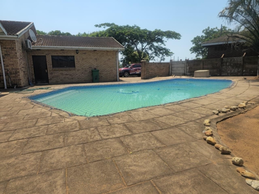 3 Bedroom Property for Sale in Amanzimtoti KwaZulu-Natal