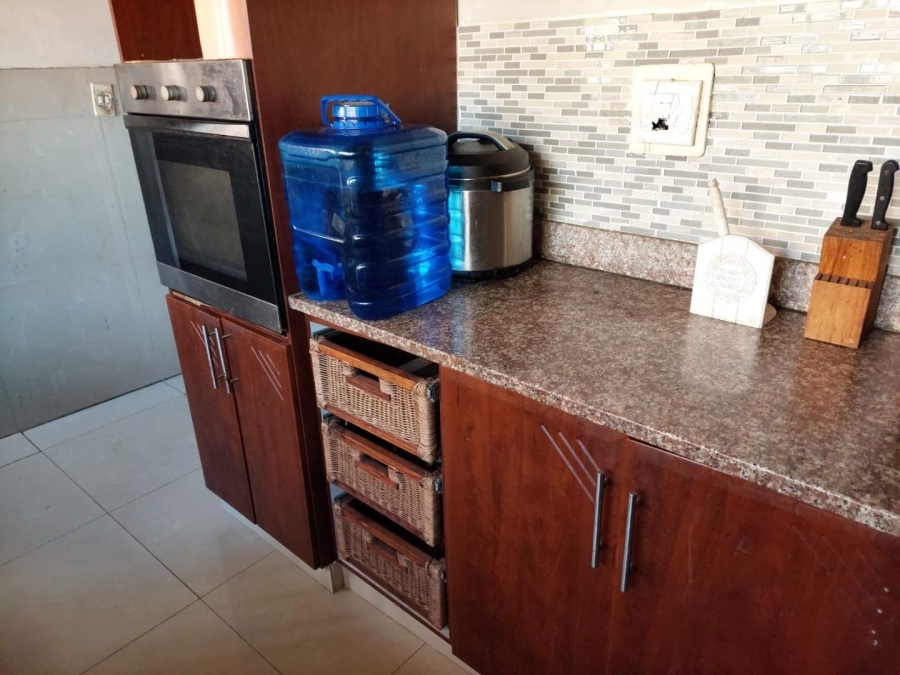5 Bedroom Property for Sale in Bluff KwaZulu-Natal