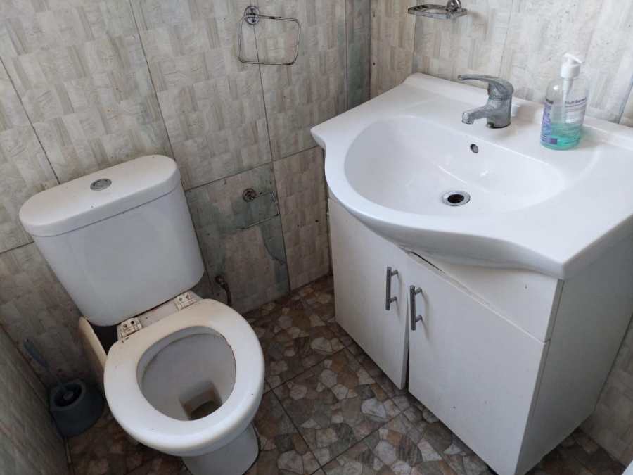 5 Bedroom Property for Sale in Bluff KwaZulu-Natal