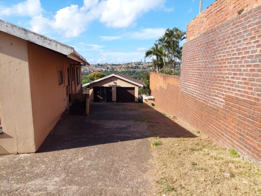 5 Bedroom Property for Sale in Bluff KwaZulu-Natal