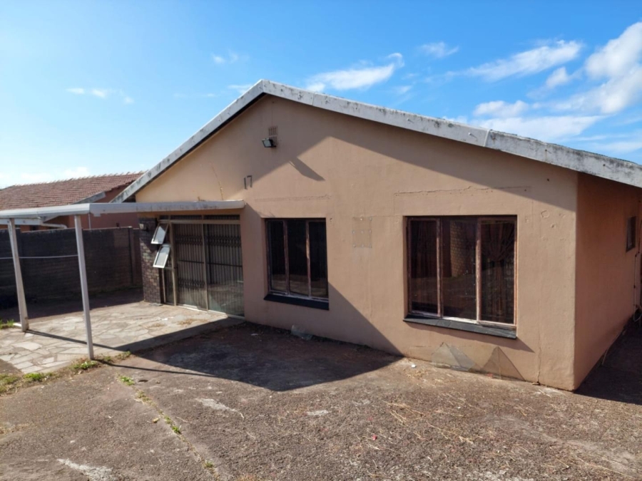 5 Bedroom Property for Sale in Bluff KwaZulu-Natal