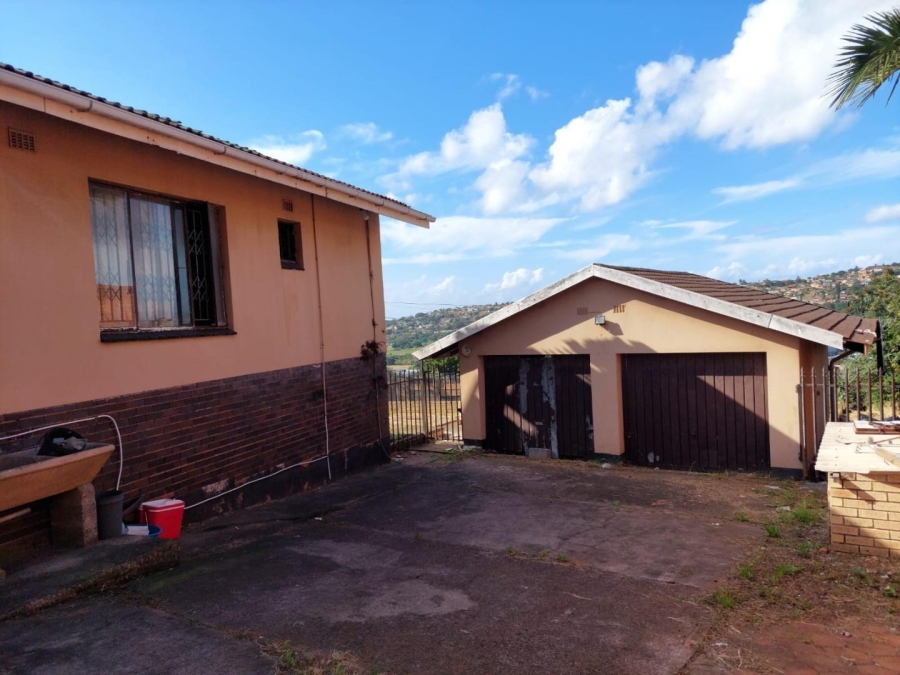 5 Bedroom Property for Sale in Bluff KwaZulu-Natal
