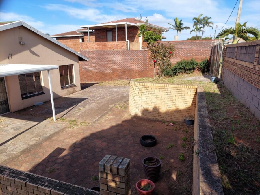 5 Bedroom Property for Sale in Bluff KwaZulu-Natal