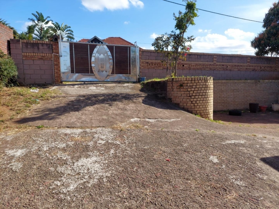 5 Bedroom Property for Sale in Bluff KwaZulu-Natal
