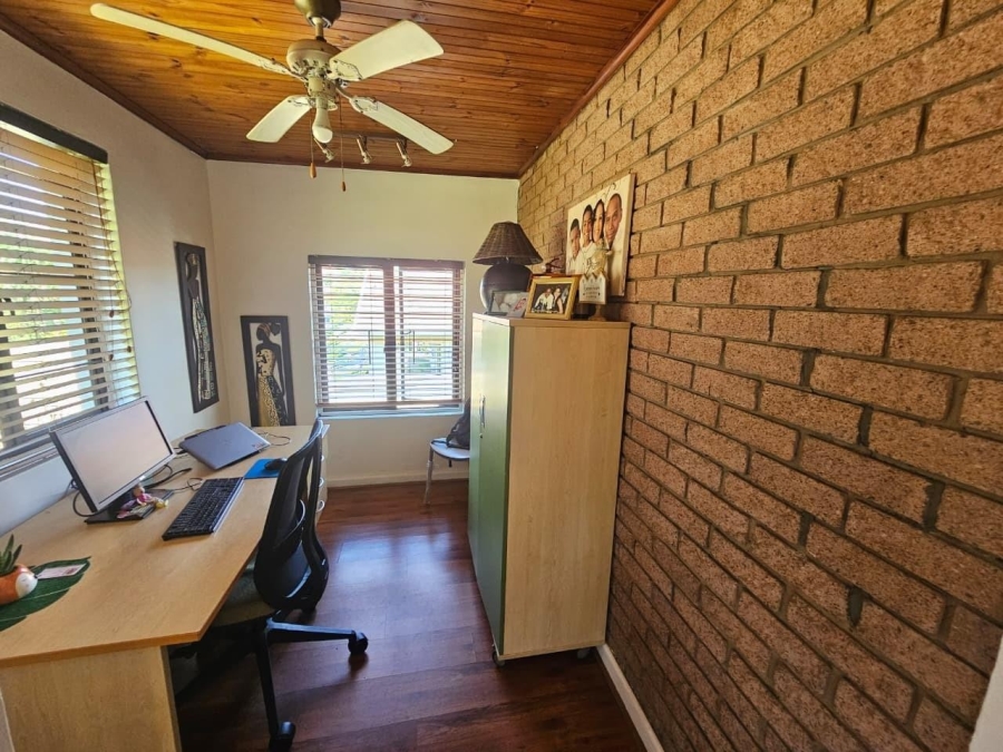 4 Bedroom Property for Sale in Bluff KwaZulu-Natal