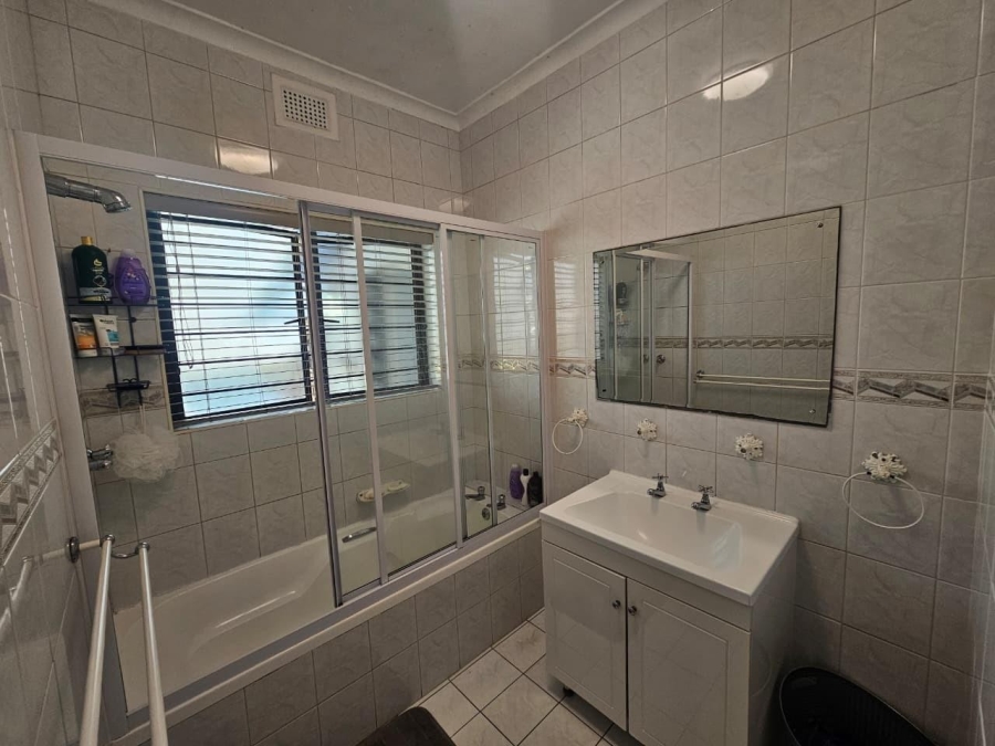 4 Bedroom Property for Sale in Bluff KwaZulu-Natal