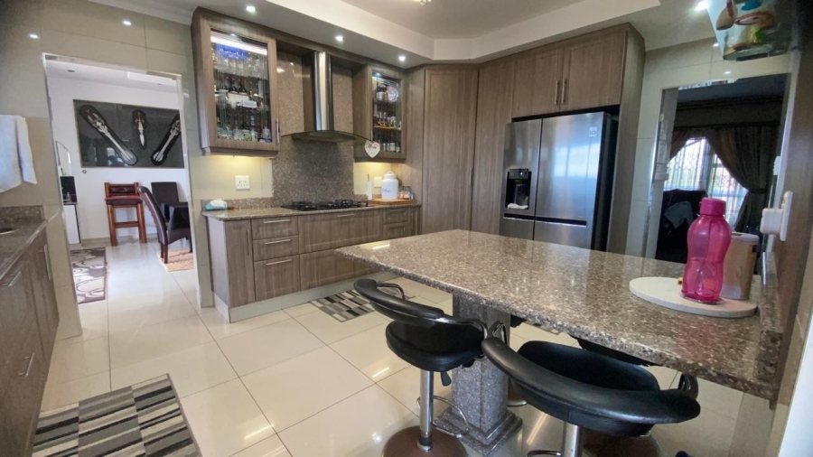 4 Bedroom Property for Sale in Bluff KwaZulu-Natal