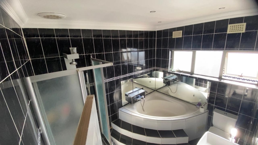 4 Bedroom Property for Sale in Bluff KwaZulu-Natal