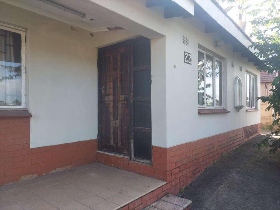 4 Bedroom Property for Sale in Montclair KwaZulu-Natal